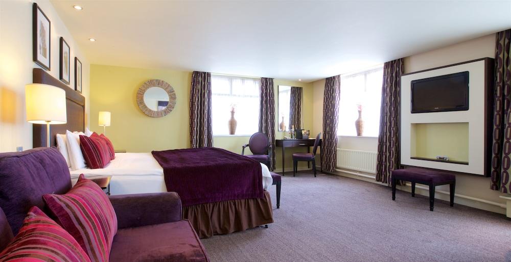 Manchester Airport Stanley Hotel, BW Signature Collection Handforth Bagian luar foto