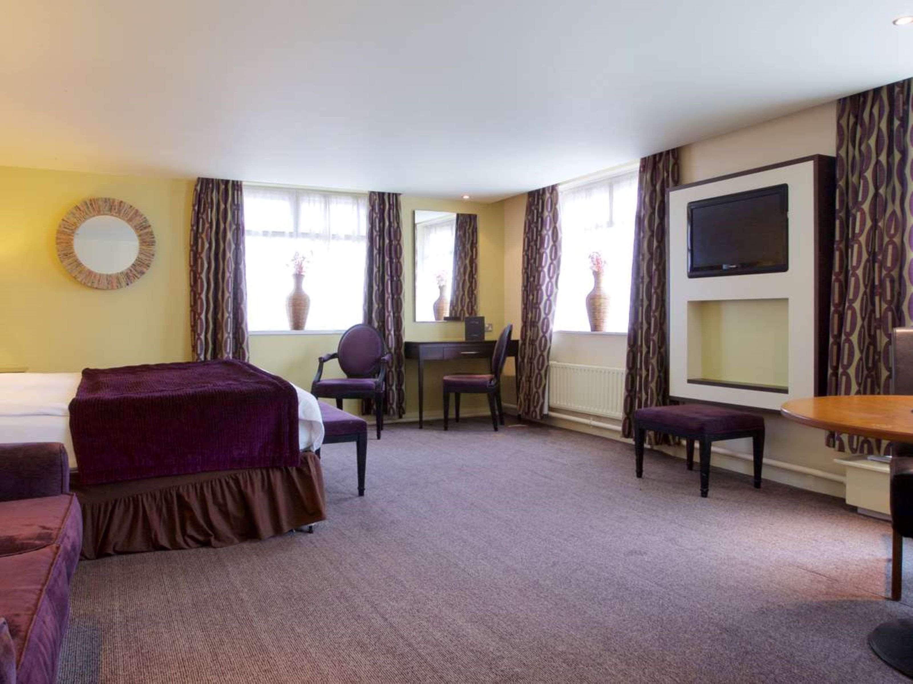 Manchester Airport Stanley Hotel, BW Signature Collection Handforth Bagian luar foto
