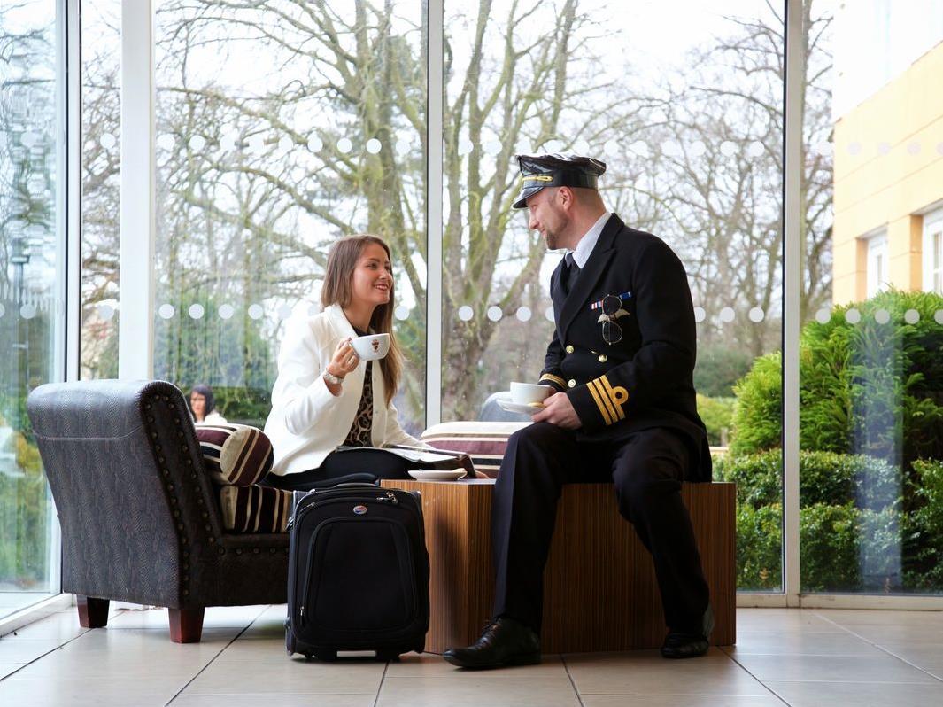 Manchester Airport Stanley Hotel, BW Signature Collection Handforth Bagian luar foto