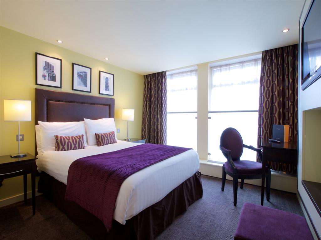 Manchester Airport Stanley Hotel, BW Signature Collection Handforth Bagian luar foto