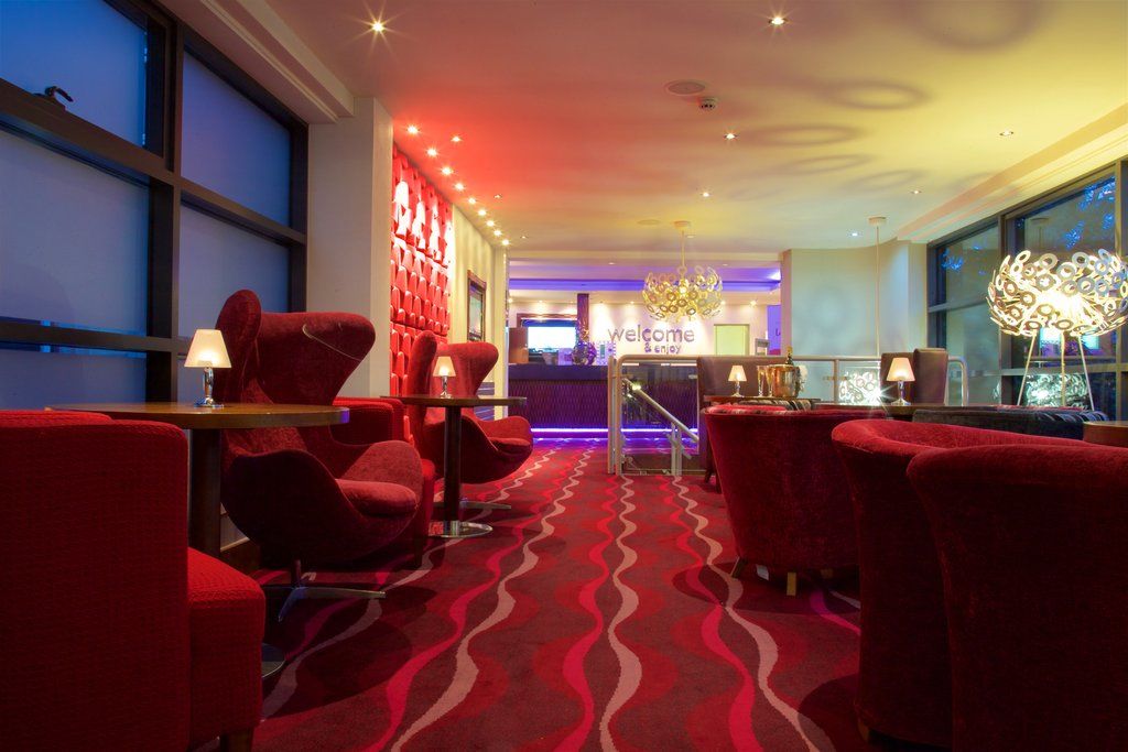 Manchester Airport Stanley Hotel, BW Signature Collection Handforth Bagian luar foto