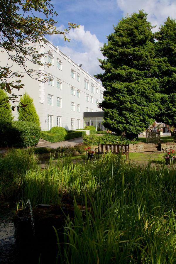 Manchester Airport Stanley Hotel, BW Signature Collection Handforth Bagian luar foto